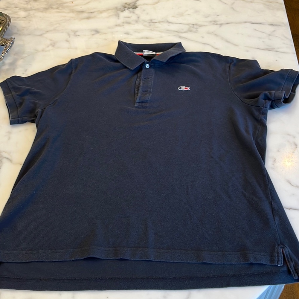 Men’s size 7, US XL Blue polo.